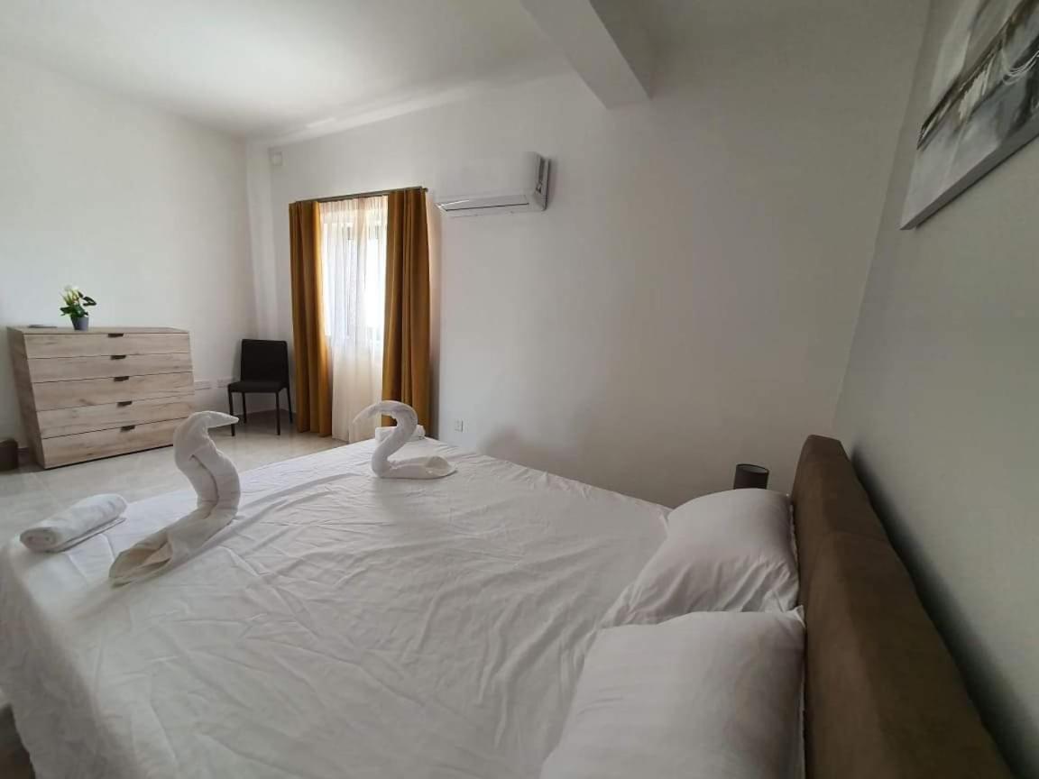 סיינט פול ביי Pretty 2 Bedroom Apartment With Shared Pool מראה חיצוני תמונה