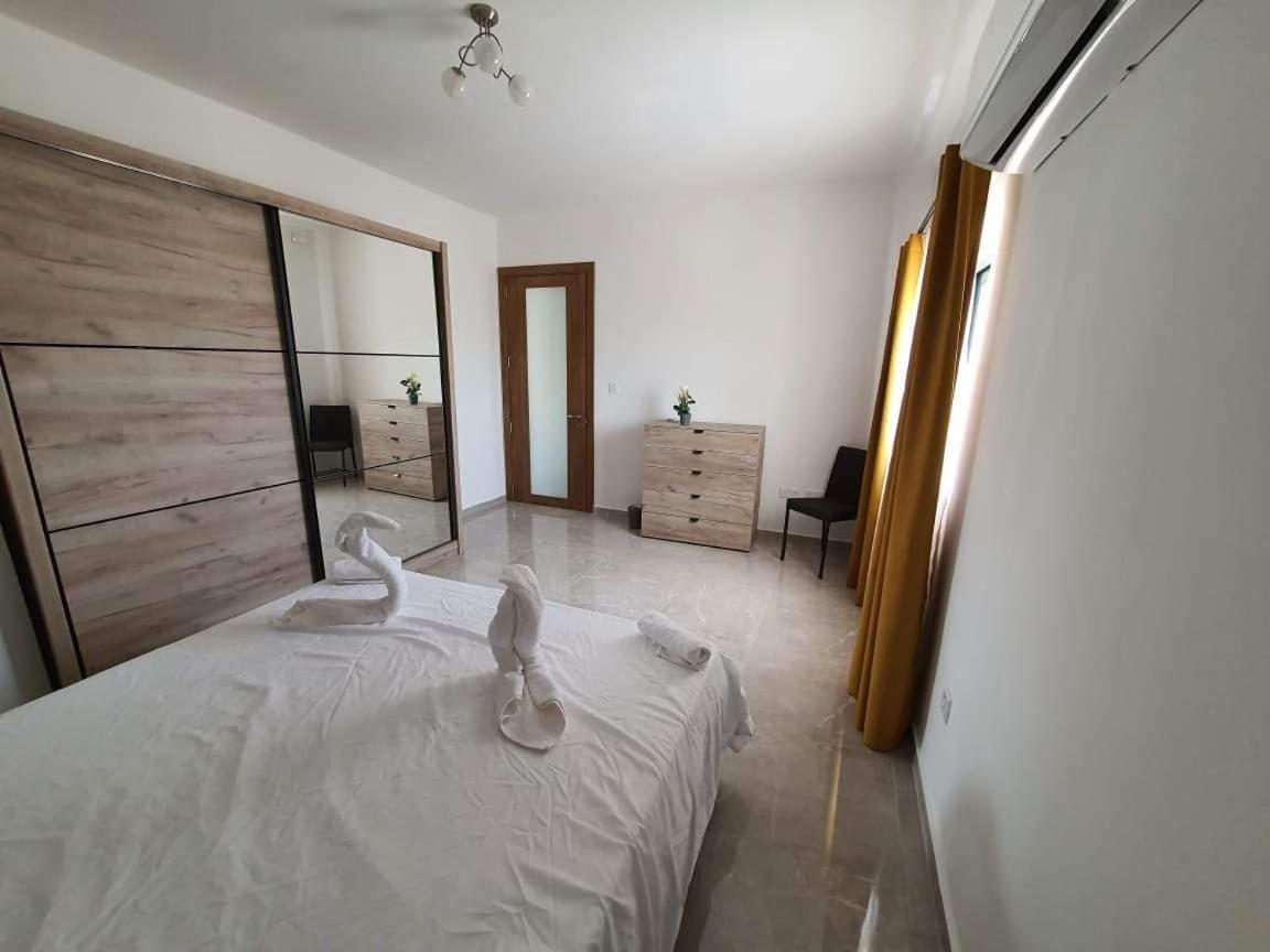 סיינט פול ביי Pretty 2 Bedroom Apartment With Shared Pool מראה חיצוני תמונה