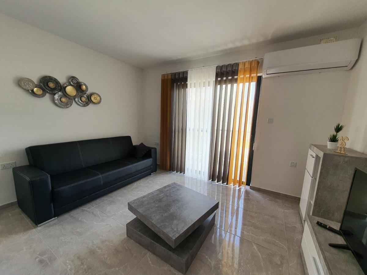 סיינט פול ביי Pretty 2 Bedroom Apartment With Shared Pool מראה חיצוני תמונה